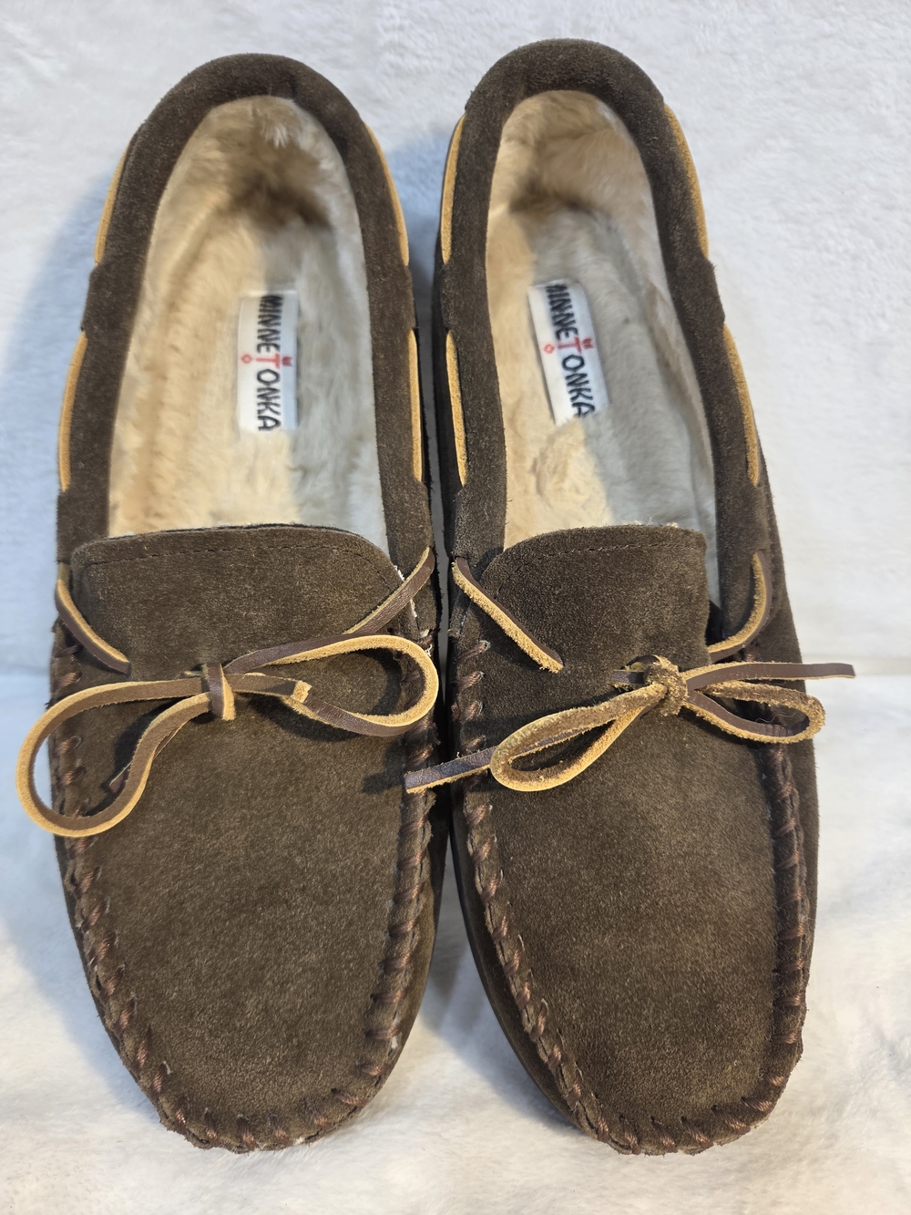 Minnetonka Men's Brown Suede Moccasin Slippers